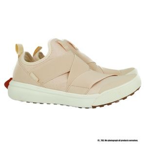 Brand new!!! In box. VANS UltraRange Gore Women's Laceless Low Top Sneakers